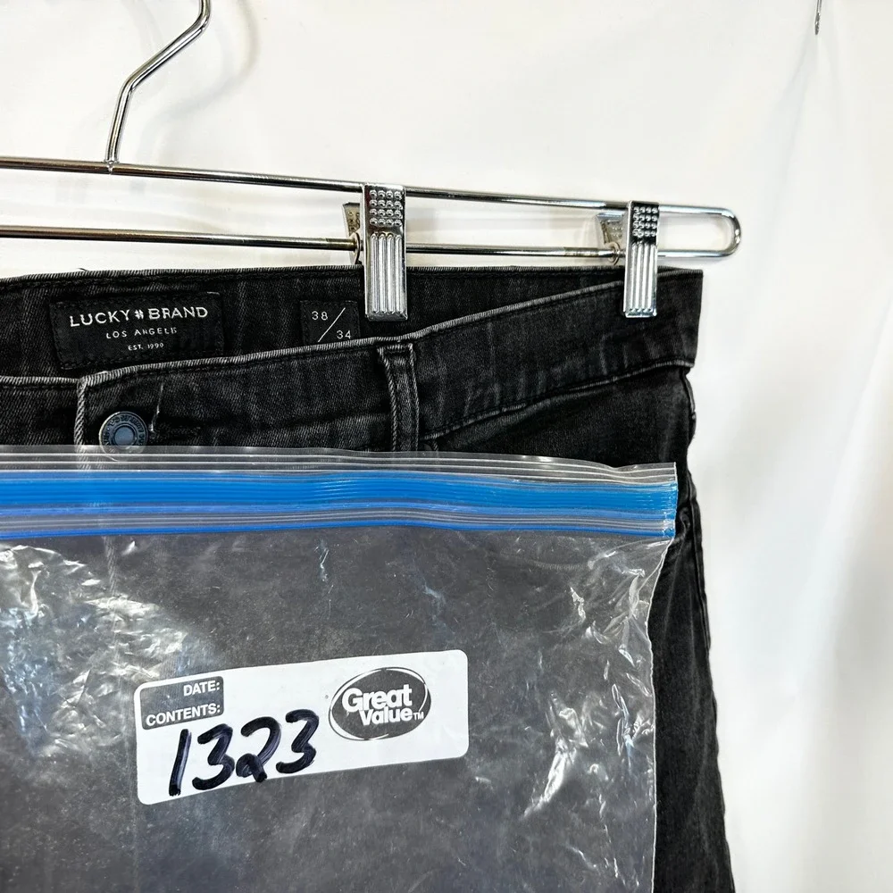 Lucky Brand 410 Athletic Straight Mens Jeans 38x34 Fade Black Stretch Denim 1323